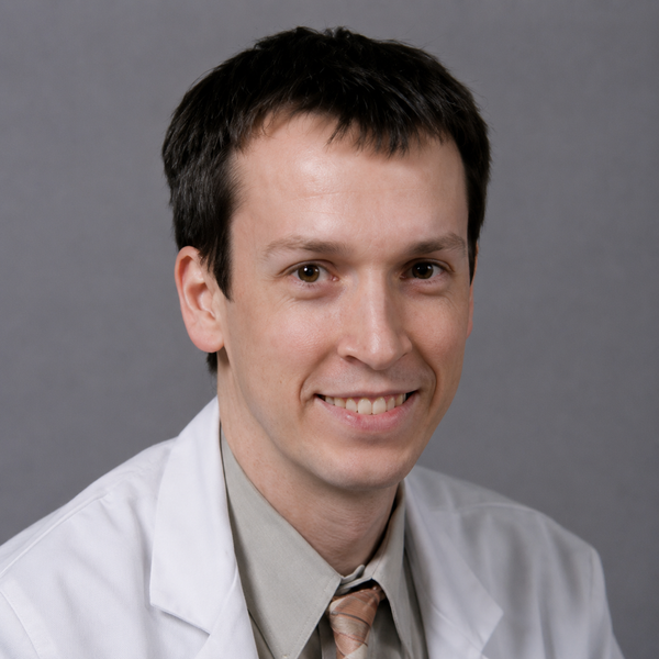 Dr Josh TurknettNeurologue spécialiste de la migraine
